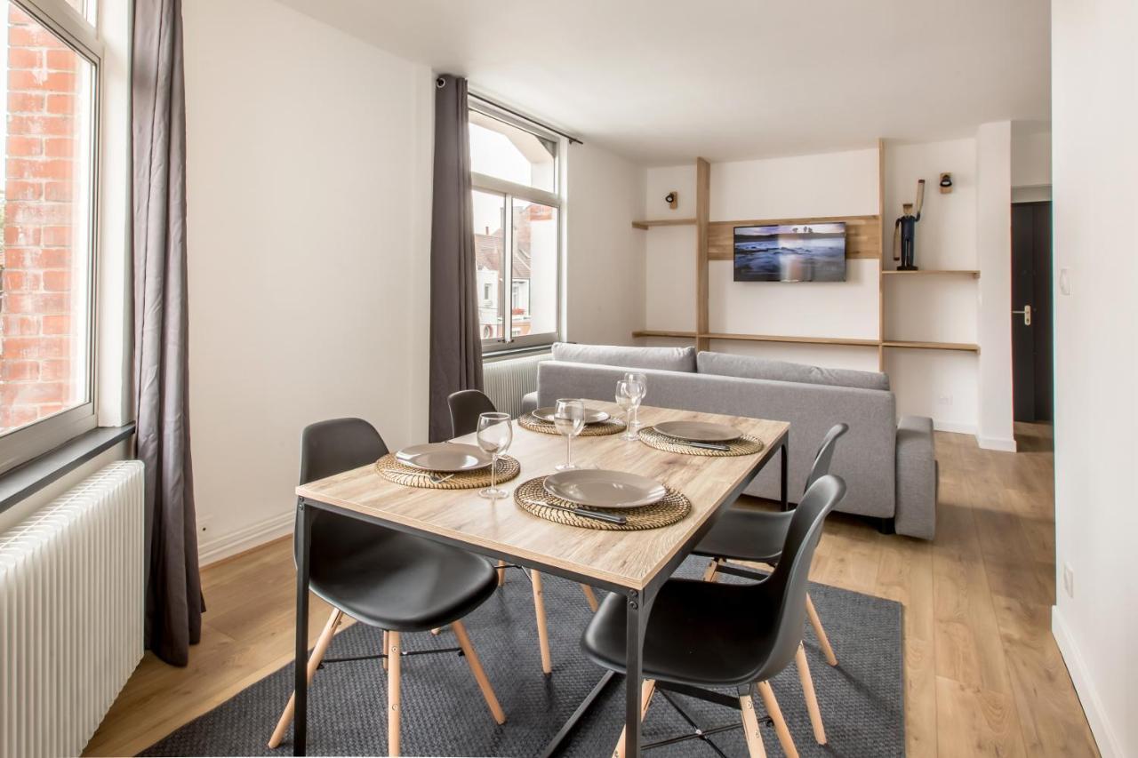Croise Laroche 2 Apartment