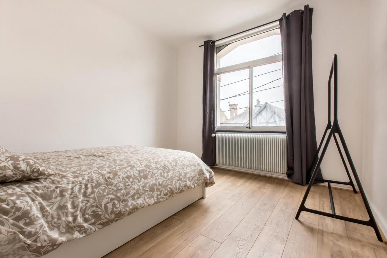 Appartement Croisé Laroche 2 *